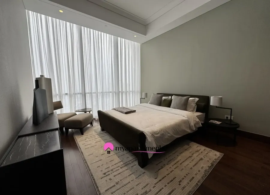 Billionaire's Agent - Dijual Apartemen Mewah 3 Kamar Interior Desain By MOIE di Regent Residences Jakarta