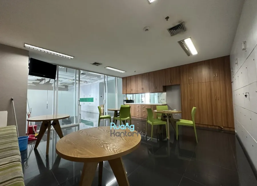 Billionaire's Agent - Img 8445 Copy