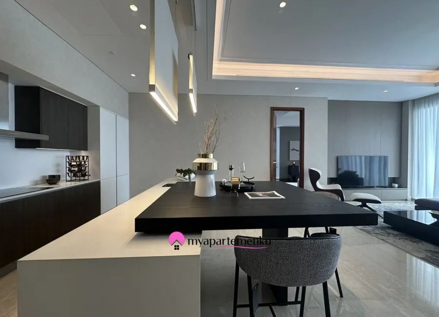 Billionaire's Agent - Dijual Apartemen Mewah 3 Kamar Interior Desain By MOIE di Regent Residences Jakarta