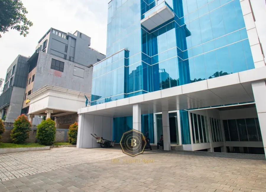 Billionaire's Agent - Dijual Gedung Kantor Wahid Hasyim 4 lantai di Menteng Jakarta Pusat