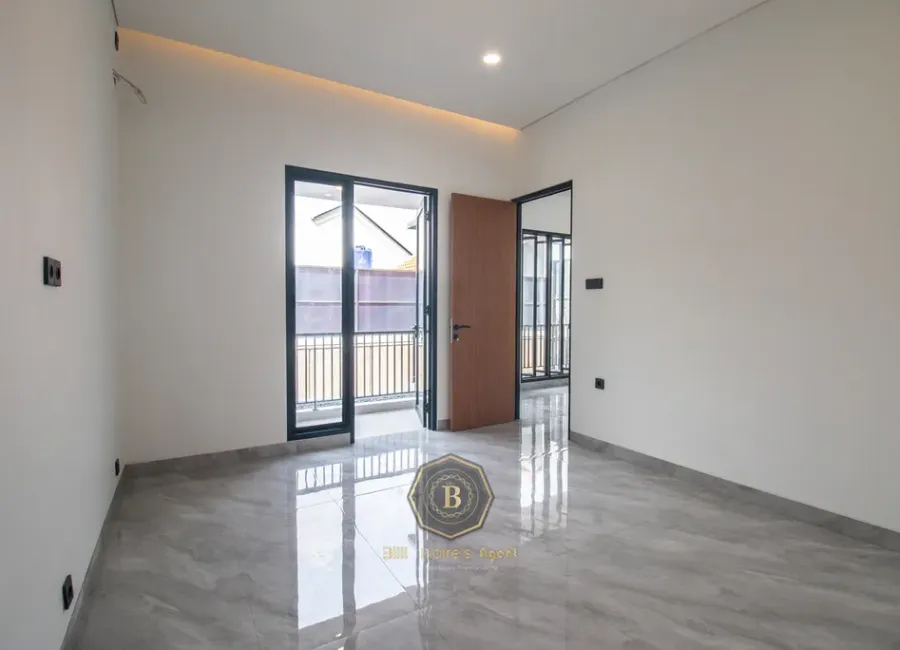 Billionaire's Agent - Dijual Rumah Baru 4 Kamar di Lebak Bulus, Jakarta Selatan