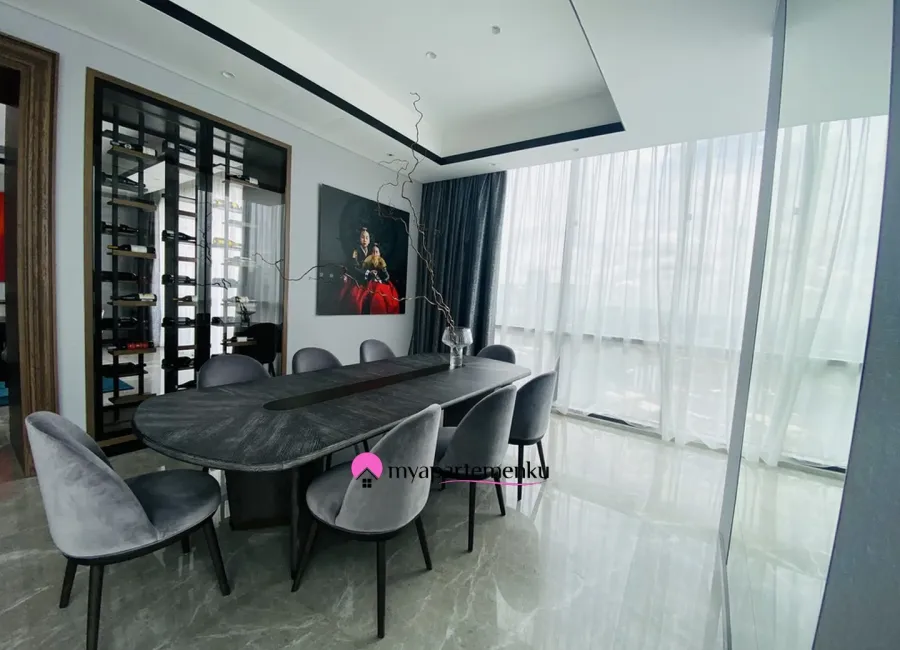 Billionaire's Agent - Img 9901 Copy