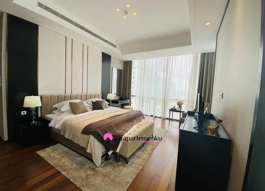 Billionaire's Agent -Dijual Apartemen Mewah 2 Kamar Interior Desain By Vinoty Living di Regent Residences Jakarta
