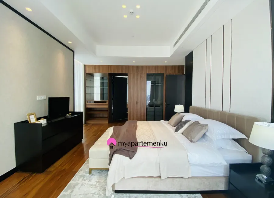 Billionaire's Agent -Dijual Apartemen Mewah 2 Kamar Interior Desain By Vinoty Living di Regent Residences Jakarta
