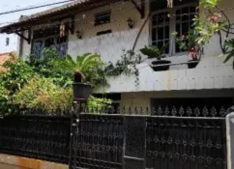 Billionaire's Agent - Dijual Rumah 2,5 lantai di Sumur Batu, Kemayoran Jakarta Pusat