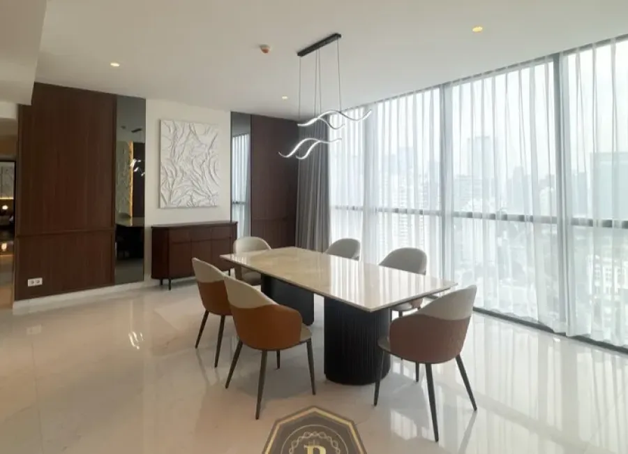 Dijual Apartemen 4 Kamar Tidur di Apartemen Casa Domaine, Jakarta Pusat