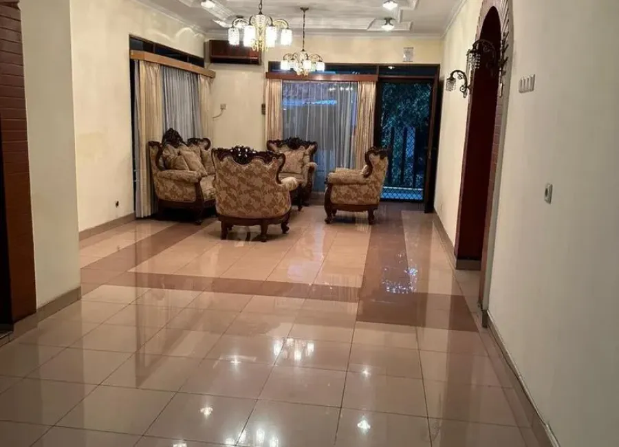 Billionaire's Agent - Dijual Rumah 2 Lantai di Tebet Dalam, Jakarta Selatan