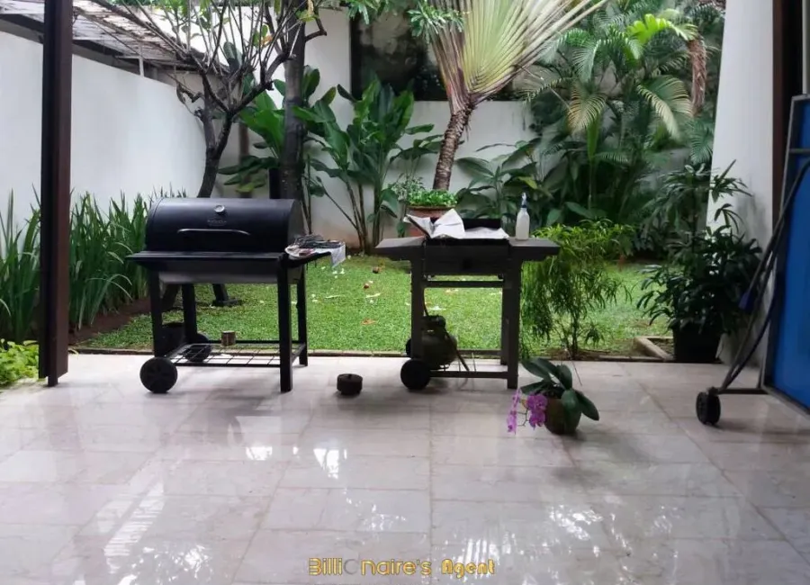 Billionaire's Agent - Disewakan Rumah Siap Huni di Cilandak bawah Jakarta Selatan