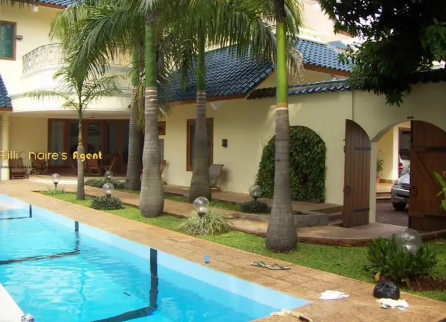 Billionaire's Agent - Photo 2019 04 30 10 01 40 1 Copy