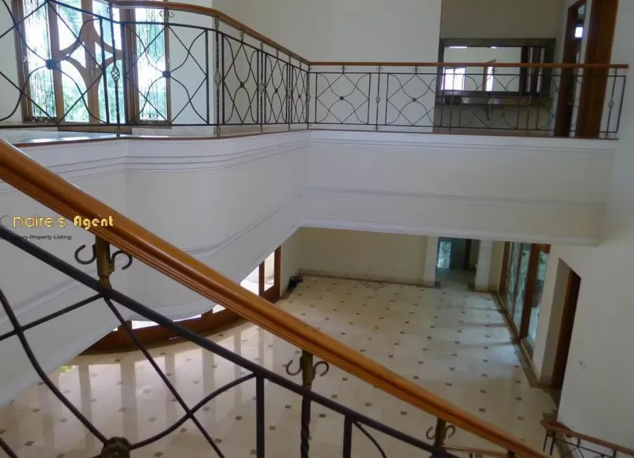 Billionaire's Agent - Photo 2019 04 30 10 01 41 Copy