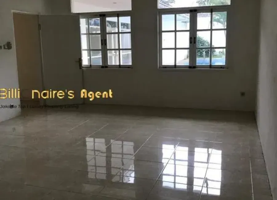 Billionaire's Agent - Photo 2019 04 30 10 02 35 4 Copy