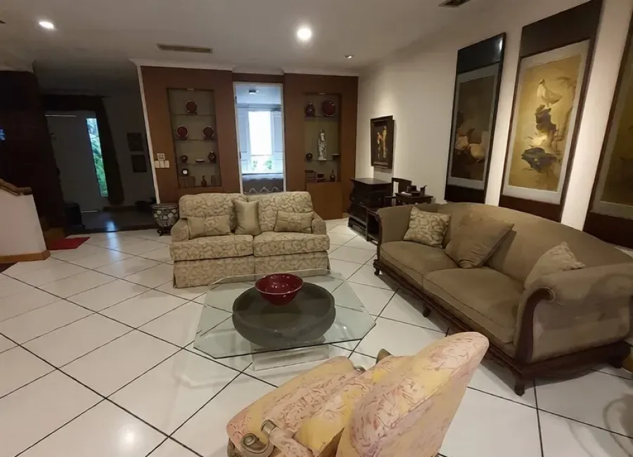illionaire's Agent - Dijual Rumah 2 Lantai Modern Minimalis di Menteng Jakarta Pusat