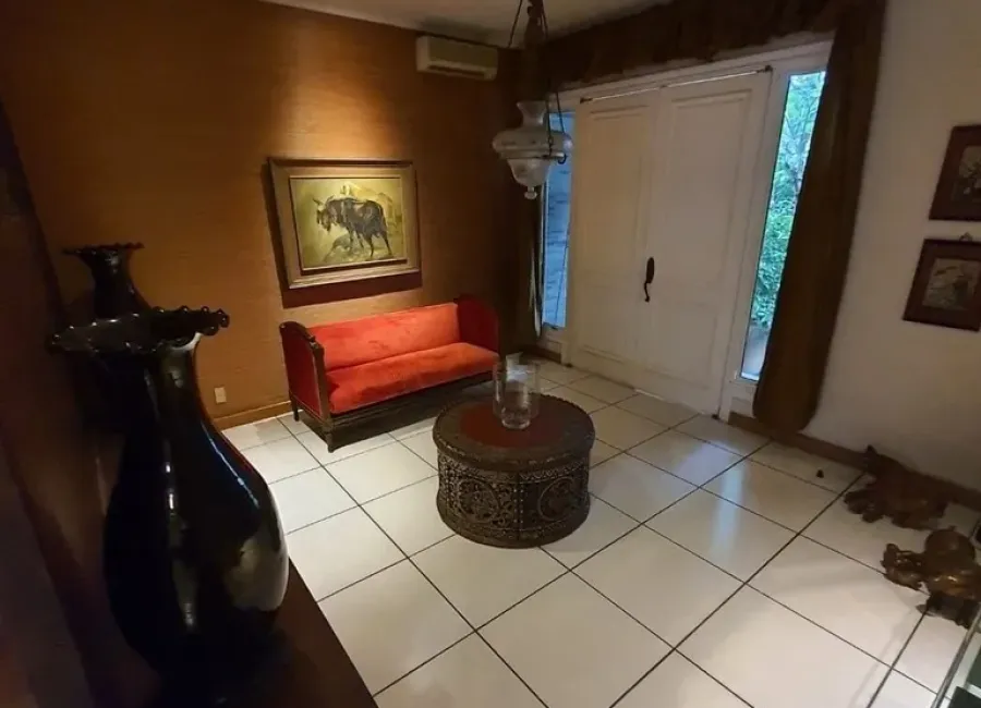 illionaire's Agent - Dijual Rumah 2 Lantai Modern Minimalis di Menteng Jakarta Pusat