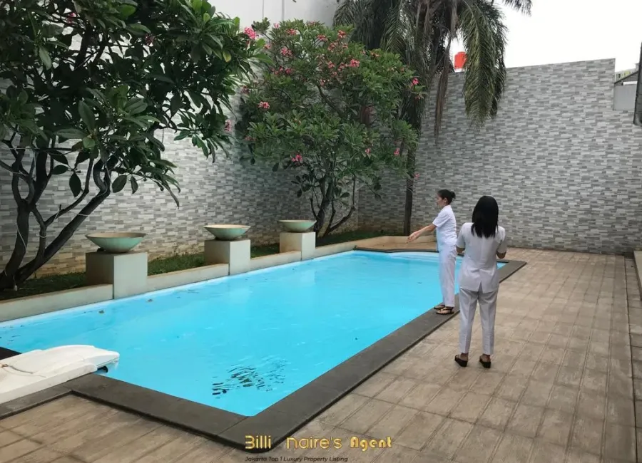 Billionaire's Agent - Disewakan Rumah 2 lantai di Jalan Malang, Menteng Jakarta Pusat 