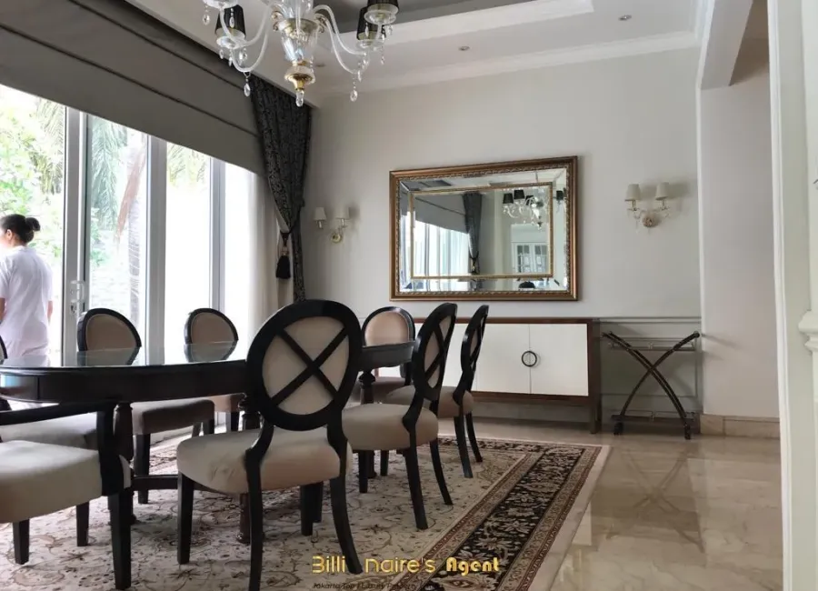 Billionaire's Agent - Disewakan Rumah 2 lantai di Jalan Malang, Menteng Jakarta Pusat 