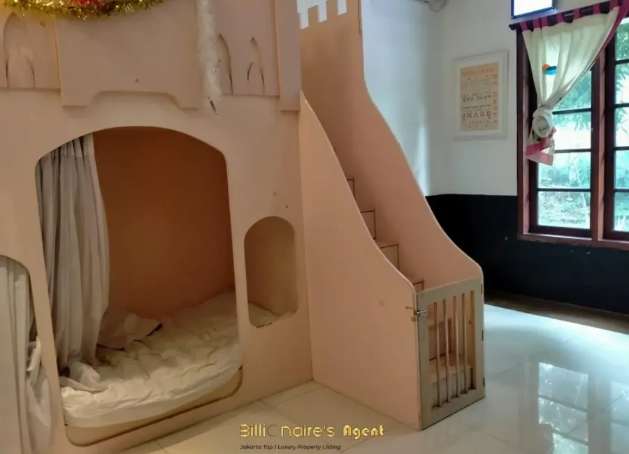 Billionaire's Agent - Dijual Rumah Siap Huni di Ampera Kemang Jakarta Selatan