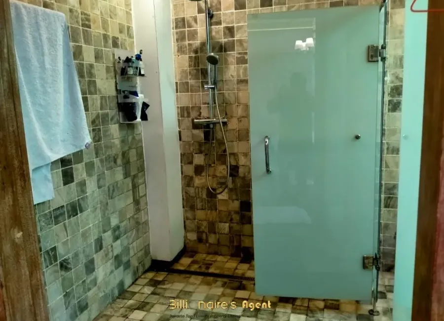 Billionaire's Agent - Dijual Rumah Siap Huni di Ampera Kemang Jakarta Selatan