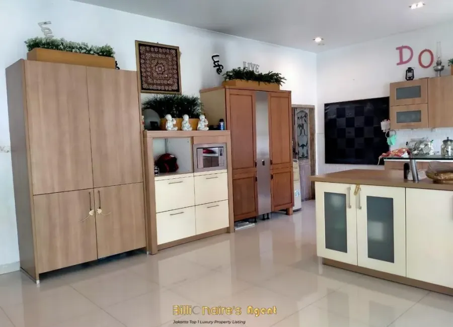 Billionaire's Agent - Dijual Rumah Siap Huni di Ampera Kemang Jakarta Selatan