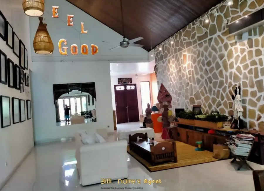 Billionaire's Agent - Dijual Rumah Siap Huni di Ampera Kemang Jakarta Selatan