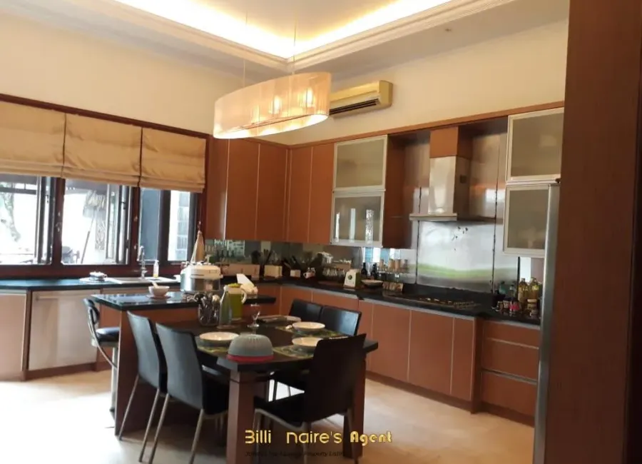 Billionaire's Agent - Dijual Rumah Mewah 2 Lantai di Ki Mangunsarkoro Menteng Jakarta Pusat