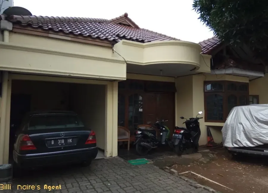 Billionaire's Agent - Photo 2023 08 30 12 24 23 Copy