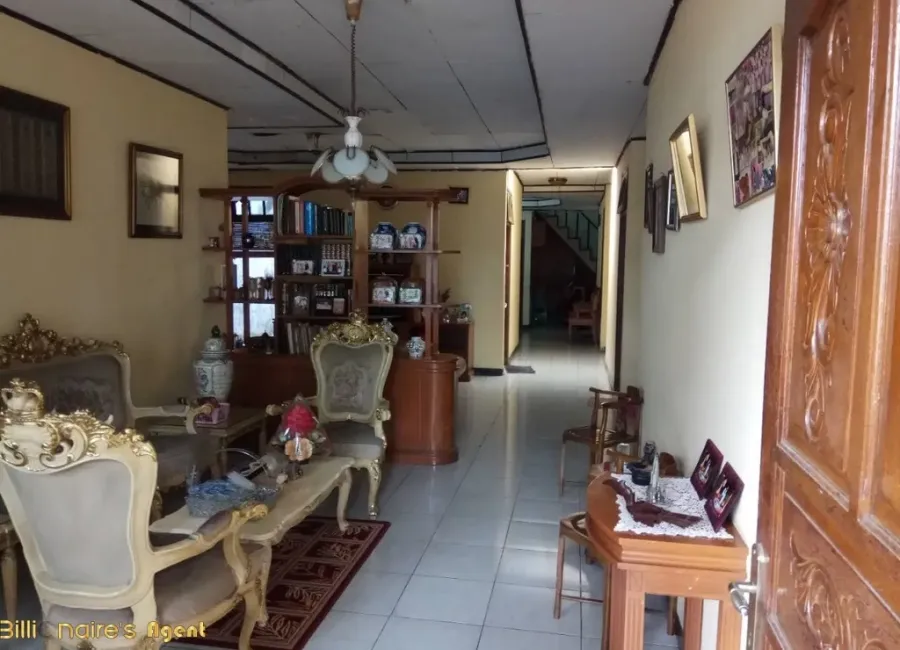 Billionaire's Agent - Photo 2023 08 30 12 24 23 1 Copy