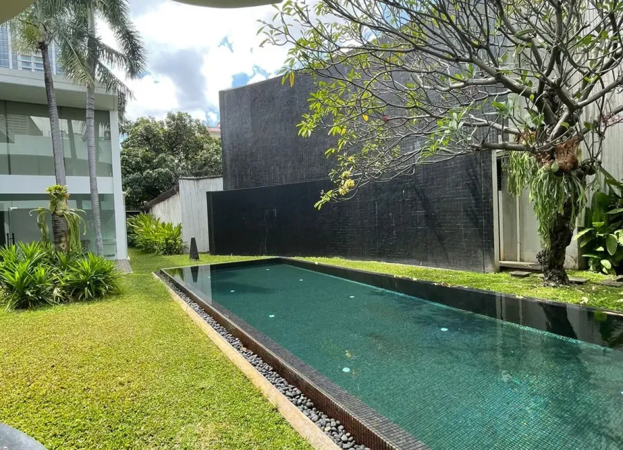 Billionaire's Agent - Photo 2023 09 20 16 09 24 1 Copy