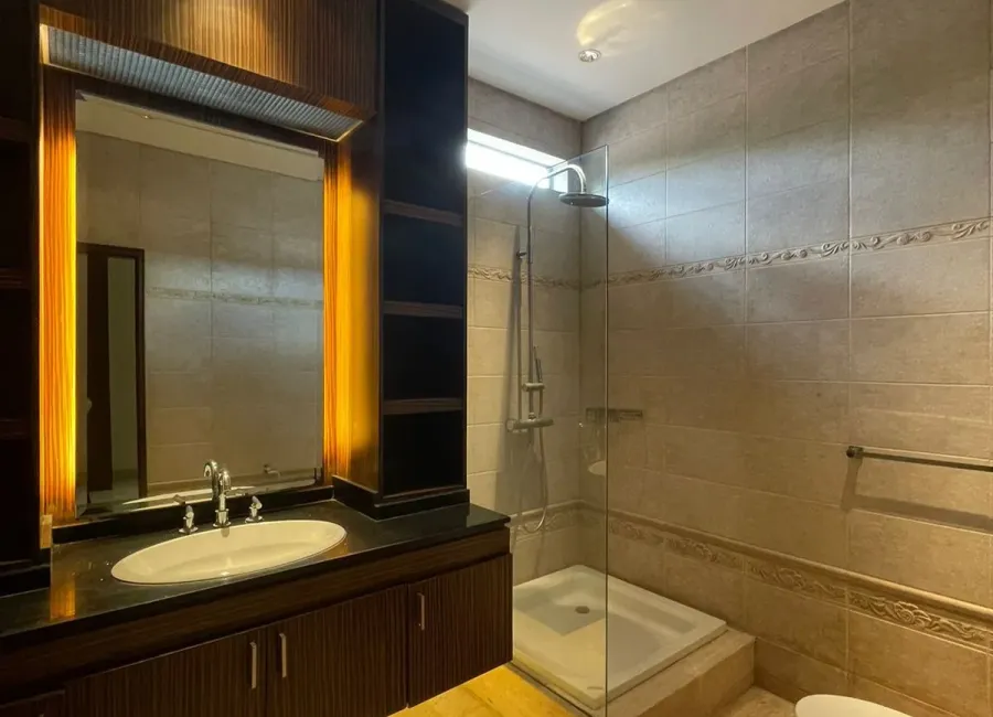 Billionaire's Agent - Photo 2023 09 20 16 09 28 Copy