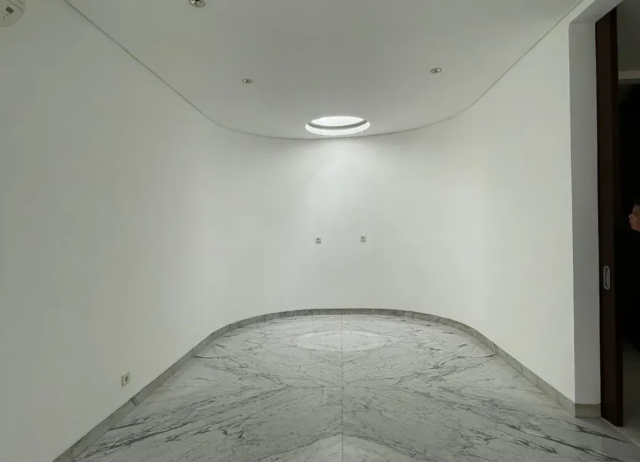 Billionaire's Agent - Photo 2023 09 20 16 09 32 Copy