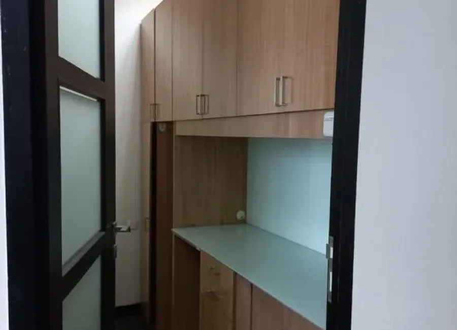 Billionaire's Agent - Disewa Ruang Kantor Furnished Luas 110 sqm di MENARA DEA MEGA Kuningan