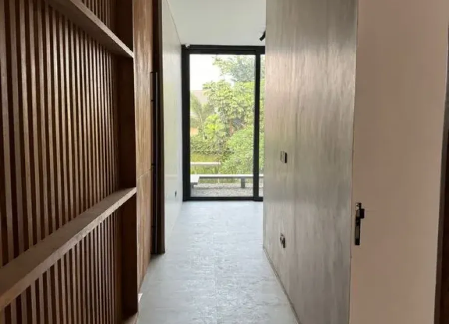 Billionaire's Agent - Dijual Rumah 3 Lantai + RoofTop di AMPERA Jakarta Selatan