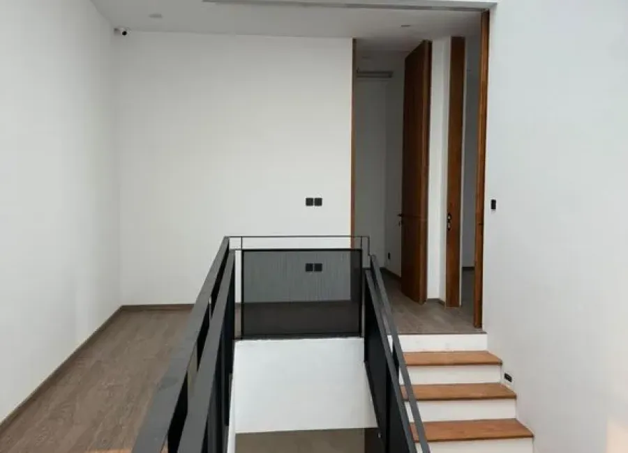 Billionaire's Agent - Dijual Rumah 3 Lantai + RoofTop di AMPERA Jakarta Selatan