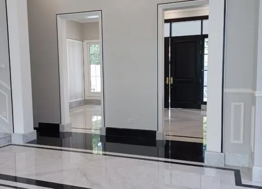 Billionaire's Agent -Dijual Rumah 2 Lantai Baru di Jl.Cianjur Menteng Jakarta Pusat