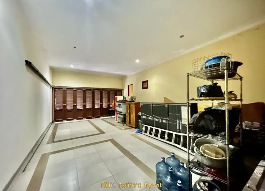 Billionaire's Agent - Dijual Rumah LUXURY 2 Lantai  di Menteng, Jakarta Pusat