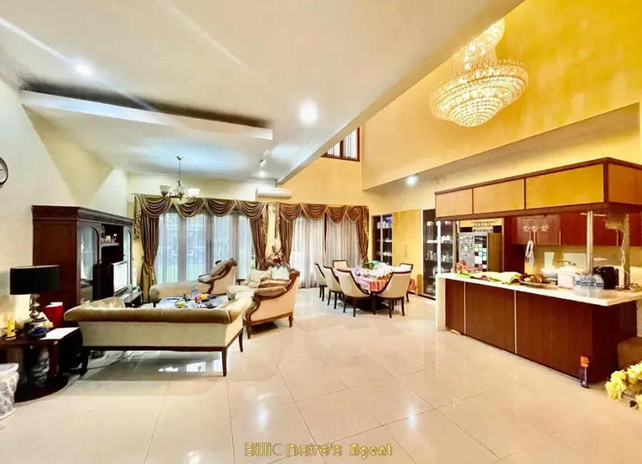 Billionaire's Agent - Dijual Rumah LUXURY 2 Lantai  di Menteng, Jakarta Pusat