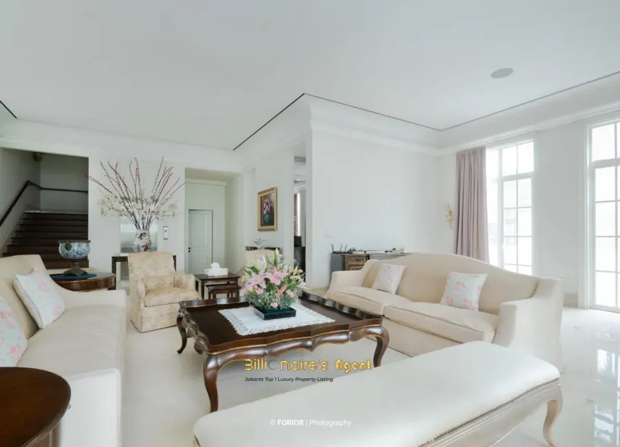 Billionaire's Agent - Photo 2024 03 31 08 40 0913 Copy