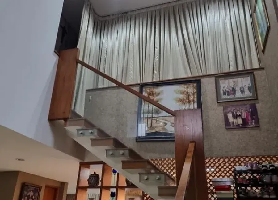 Billionaire's Agent - Photo 2024 07 31 17 28 50 Copy