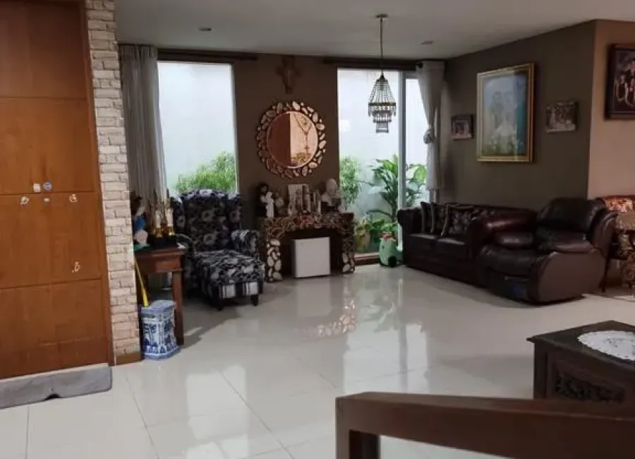 Billionaire's Agent - Photo 2024 07 31 17 28 51 1 Copy