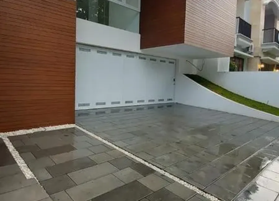 Billionaire's Agent - Photo 2024 12 14 07 50 45 13 Copy