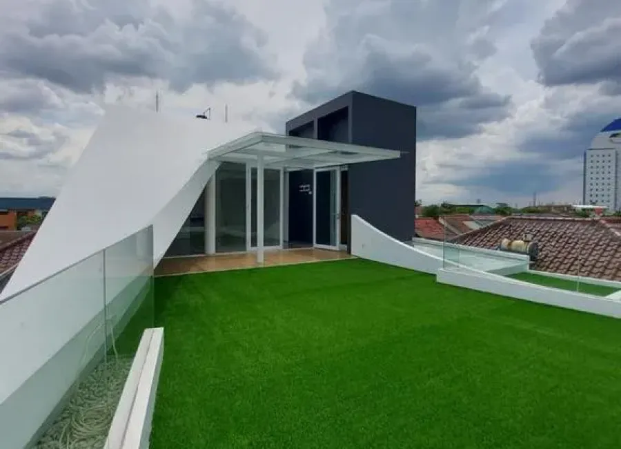 Billionaire's Agent - Photo 2024 12 14 07 50 45 3 Copy