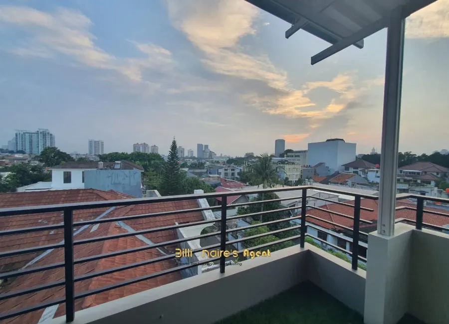 Billionaire's Agent - DIJUAL Townhouse 4+1 Lantai di Wijaya, Jakarta Selatan 