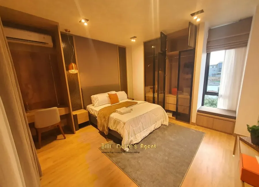 Billionaire's Agent - Photo 2025 02 07 18 01 122 Copy