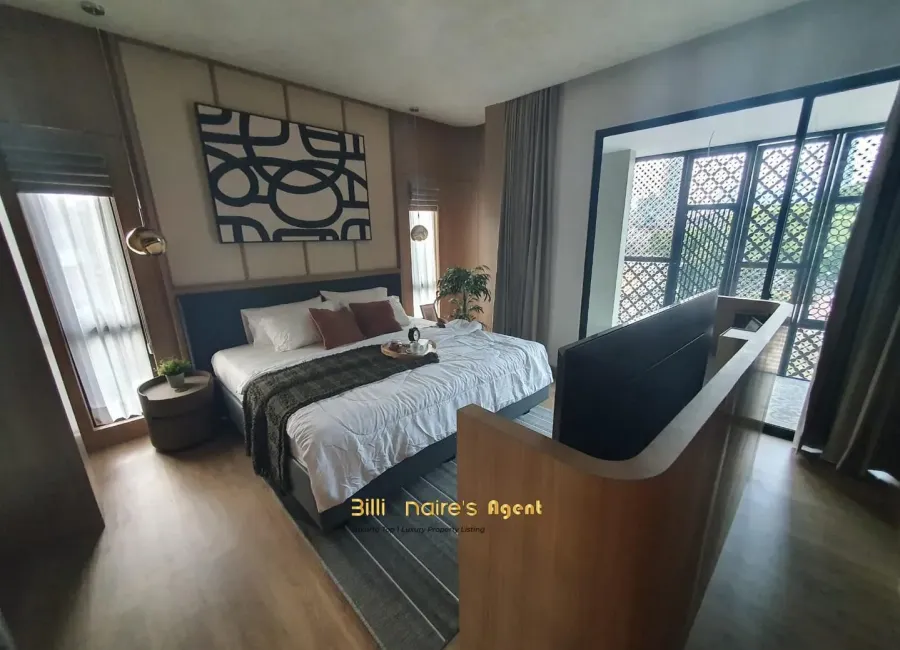 Billionaire's Agent - Photo 2025 02 07 18 01 131 Copy