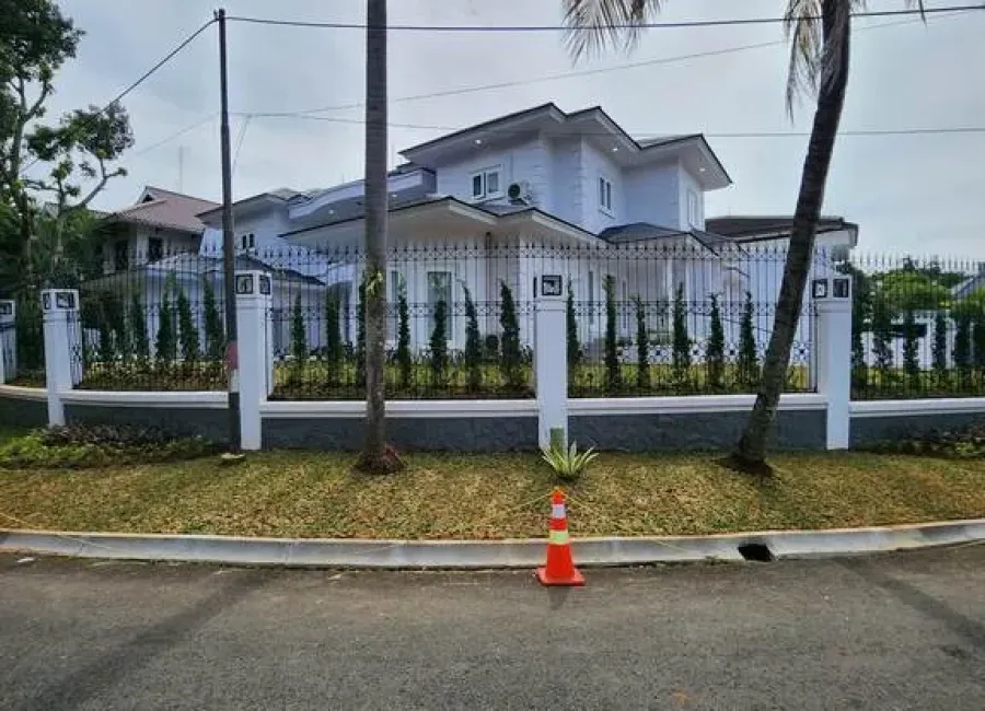 Billionaire's Agent - Dijual Rumah Full Renovasi Hoek di Pondok Indah, Jakarta Selatan