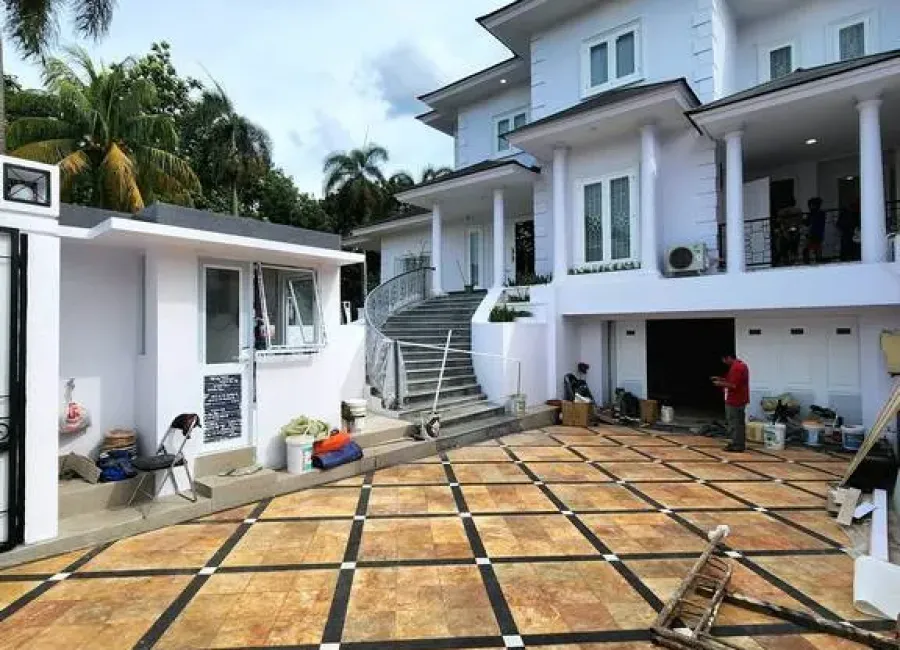 Billionaire's Agent - Dijual Rumah Full Renovasi Hoek di Pondok Indah, Jakarta Selatan