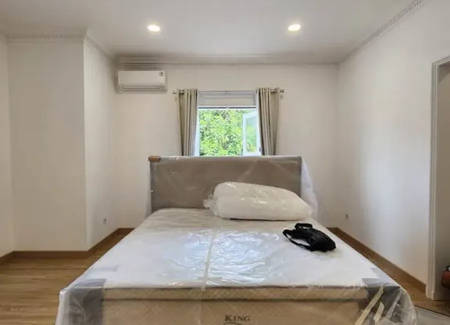 Billionaire's Agent - Dijual Rumah Full Renovasi Hoek di Pondok Indah, Jakarta Selatan