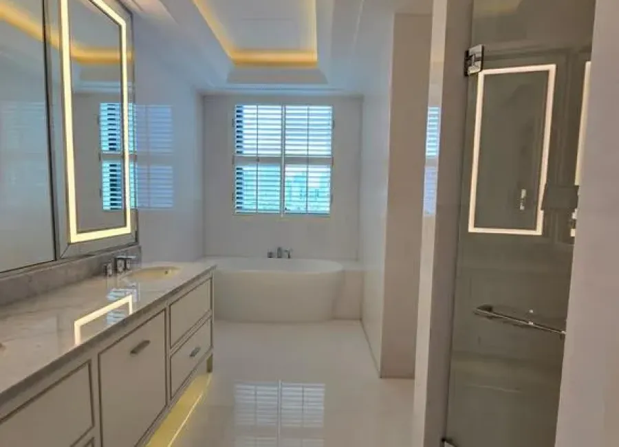 Billionaire's Agent - Photo 2025 08 08 13 00 53 CopyBillionaire's Agent - Disewa Apartemen 3 Kamar di The Residences at The ST REGIS Jakarta