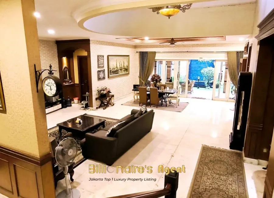 Billionaire's Agent - Photo 2025 11 26 11 39 45 Copy