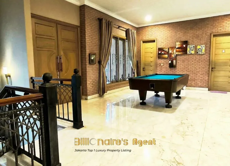 Billionaire's Agent - Photo 2025 11 26 11 39 45 1 Copy