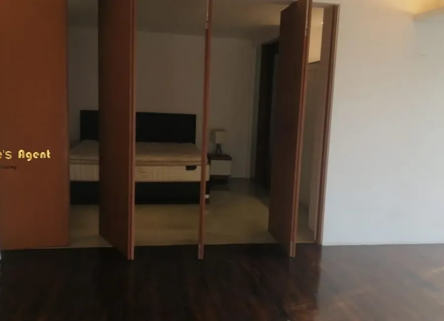 Billionaire's Agent - Photo 2025 12 11 10 12 24 Copy